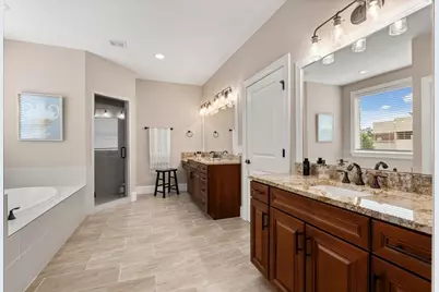 4602 Regent Manor Drive, Houston, TX 77345 - Photo 28