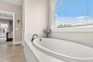4602 Regent Manor Dr, Houston, TX 77345 - Photo 32