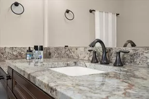 4602 Regent Manor Dr, Houston, TX 77345 - Photo 18