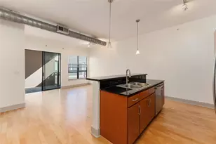1901 Post Oak Blvd, Houston, TX 77056 - Photo 14
