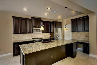 126 Hearthshire Circle, The Woodlands, TX 77354 - Photo 10
