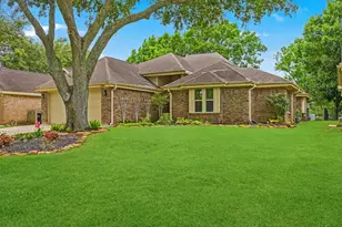 906 Maple Branch Ln, Pearland, TX 77584 - Photo 2