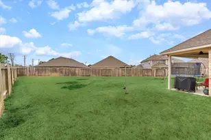 20112 Crystal Falls Ct, Montgomery, TX 77316 - Photo 38