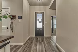 20112 Crystal Falls Ct, Montgomery, TX 77316 - Photo 8