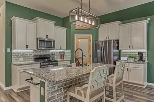 20112 Crystal Falls Ct, Montgomery, TX 77316 - Photo 24