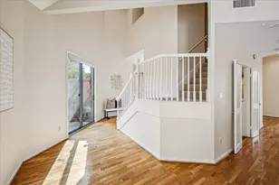 6000 Sugar Hill Dr, Houston, TX 77057 - Photo 8