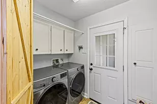 3700 September Dr, Baytown, TX 77521 - Photo 14