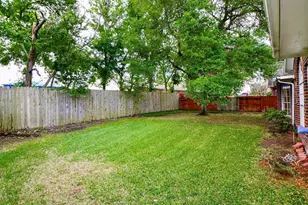 202 Knoll Forest Dr, Sugar Land, TX 77479 - Photo 24
