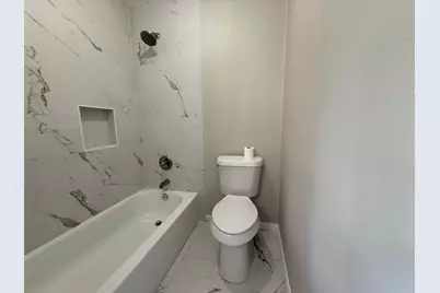 2501 Yoakum Boulevard #15, Houston, TX 77006 - Photo 12