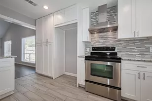 319 Gentilly Dr, Katy, TX 77450 - Photo 10