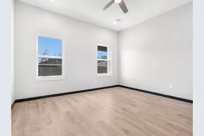 209 Silverleaf Road, Sweeny, TX 77480 - Photo 22