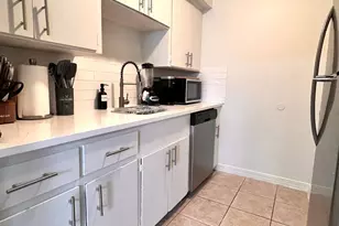 306 Hawthorne St, Houston, TX 77006 - Photo 10