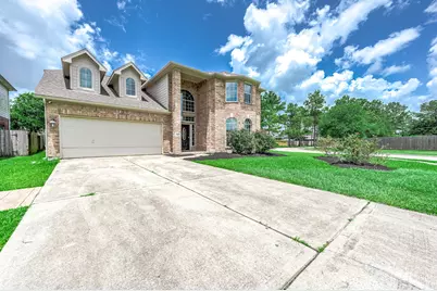 3720 Armand Drive, Dickinson, TX 77539 - Photo 2