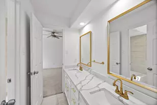 32 Mellow Leaf Ct, The Woodlands, TX 77381 - Photo 38