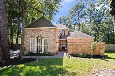 32 Mellow Leaf Court, The Woodlands, TX 77381 - Photo 2