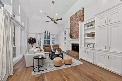 32 Mellow Leaf Court, The Woodlands, TX 77381 - Photo 6