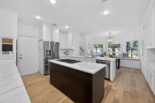 32 Mellow Leaf Ct, The Woodlands, TX 77381 - Photo 16