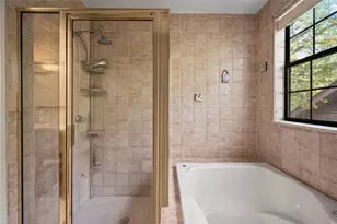 20404 Doral Dr, Huntsville, TX 77320 - Photo 32