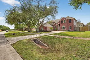 9810 Hawkins Ln, Missouri City, TX 77459 - Photo 46