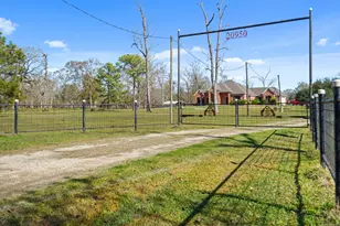 20950 Shady Ln, Crosby, TX 77532 - Photo 1