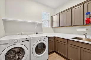 8153 Luz de Luna St, Corpus Christi, TX 78414 - Photo 16