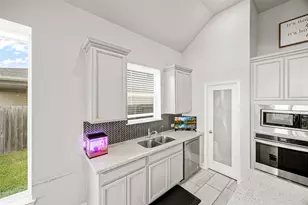 18931 Lynnwood Crest Dr, Manvel, TX 77578 - Photo 22