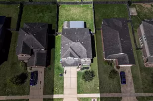 2061 Lepper St, Alvin, TX 77511 - Photo 30