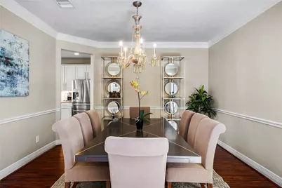 6715 Forsythe Lane, Sugar Land, TX 77479 - Photo 4