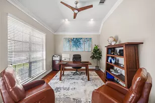 6715 Forsythe Ln, Sugar Land, TX 77479 - Photo 6