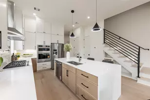 1122 E 27th St, Houston, TX 77009 - Photo 10