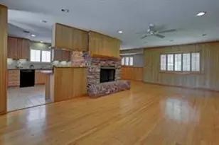 3815 Sun Valley Dr, Houston, TX 77025 - Photo 6