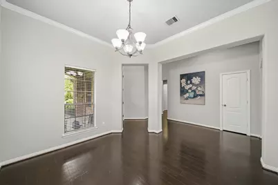 2206 Ascot Lane, Sugar Land, TX 77479 - Photo 8