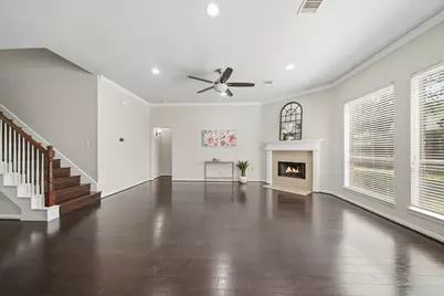 2206 Ascot Lane, Sugar Land, TX 77479 - Photo 10