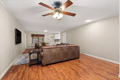 1209 E Brown Lane, Deer Park, TX 77536 - Photo 6