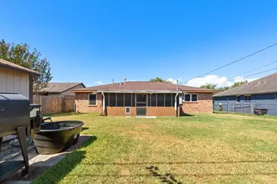 1209 E Brown Lane, Deer Park, TX 77536 - Photo 22