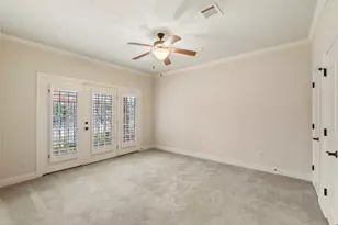 2403 Commonwealth St, Houston, TX 77006 - Photo 4