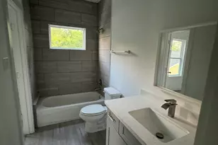 7608 Easter St, Houston, TX 77088 - Photo 16