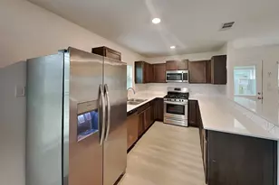 18726 Faustina Way, New Caney, TX 77357 - Photo 4