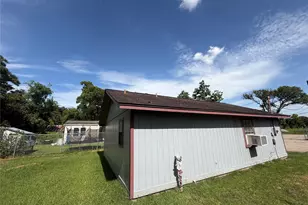 516 Battlebell Rd, Highlands, TX 77562 - Photo 10