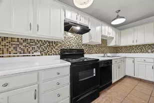 13908 Cravenridge Dr, Houston, TX 77083 - Photo 18