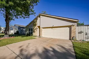 13814 Peach Hollow Ln, Houston, TX 77082 - Photo 2