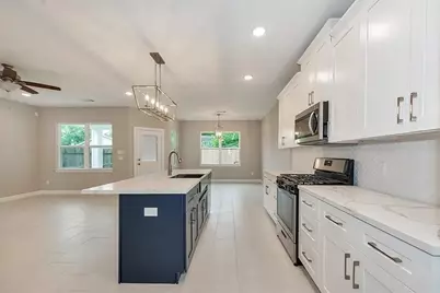 979 Junell Street, Houston, TX 77088 - Photo 14