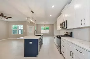 979 Junell St, Houston, TX 77088 - Photo 14