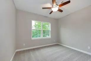 979 Junell St, Houston, TX 77088 - Photo 32
