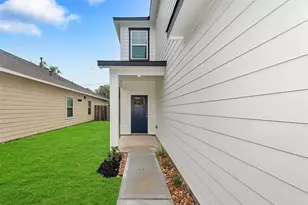 979 Junell St, Houston, TX 77088 - Photo 6