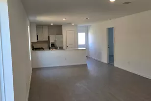 1322 Gamma Grass Dr, Crosby, TX 77532 - Photo 2