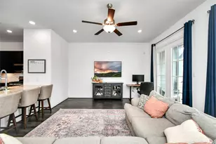11012 Mikula Dr, Houston, TX 77043 - Photo 14