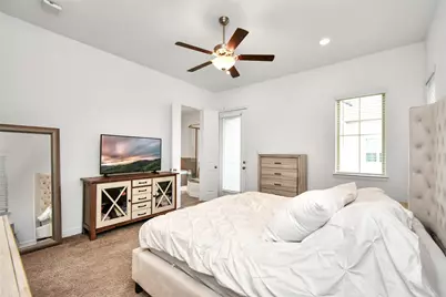 11012 Mikula Drive, Houston, TX 77043 - Photo 20