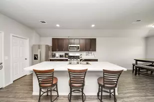 8620 Havana Dr, Texas City, TX 77591 - Photo 6