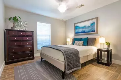 5827 Dryad Drive, Houston, TX 77035 - Photo 14